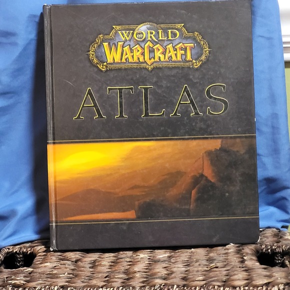 World of Warcraft Atlas 2006 BradyGAMES Publishing Hardcover Game Guide Book - Picture 1 of 8